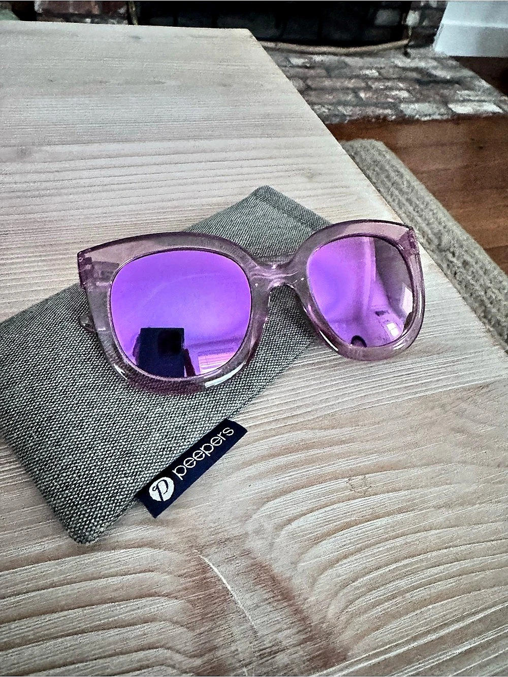 Peepers Purple Pink Sunglasses with Case